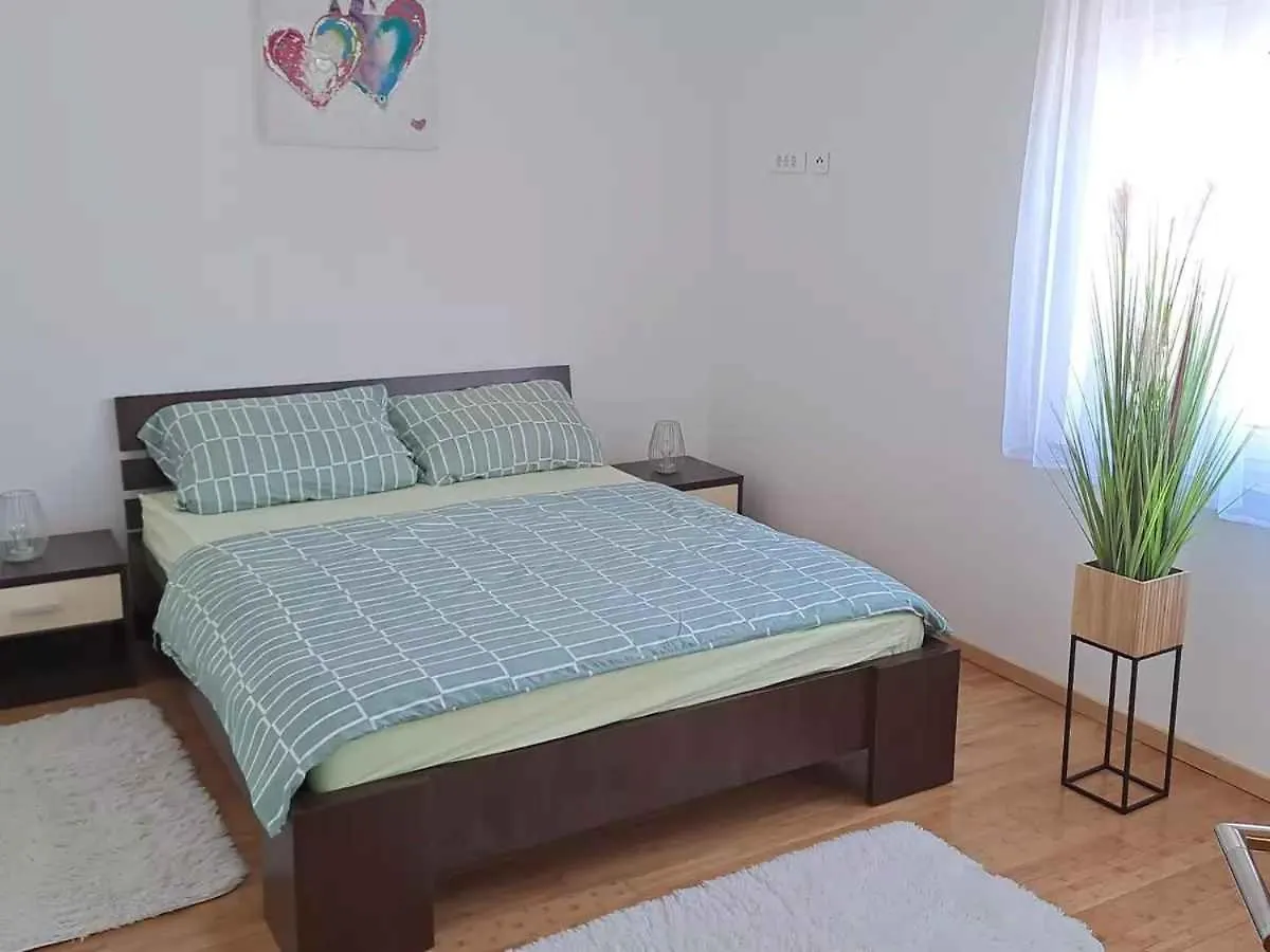 Apartment In Crikvenica 50553